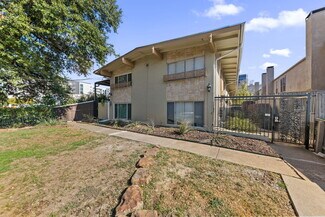 Plus de détails pour 4136 Cole Ave, Dallas, TX - Logement à vendre