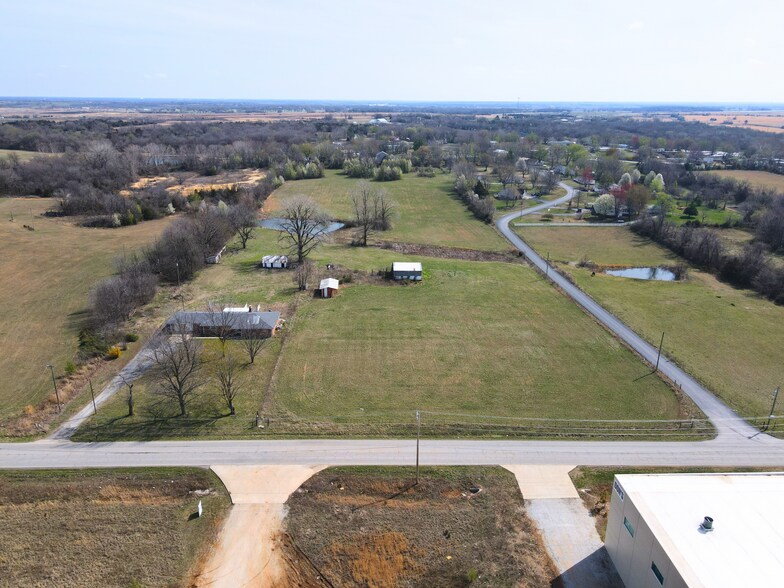 2105 S Hall St, Webb City, MO à vendre - Photo de l’immeuble – Image 2 sur 4