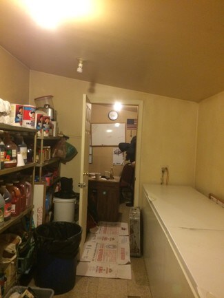 Plus de détails pour 241 N Centre St, Merchantville, NJ - Local commercial à vendre