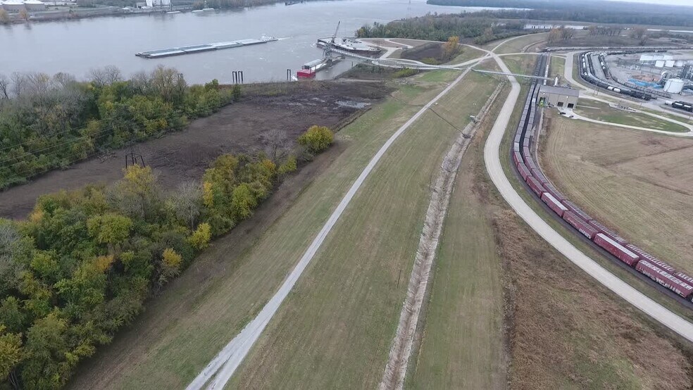 Bissell St, Madison, IL à louer - Vidéo sur l’annonce professionnelle – Image 2 sur 5