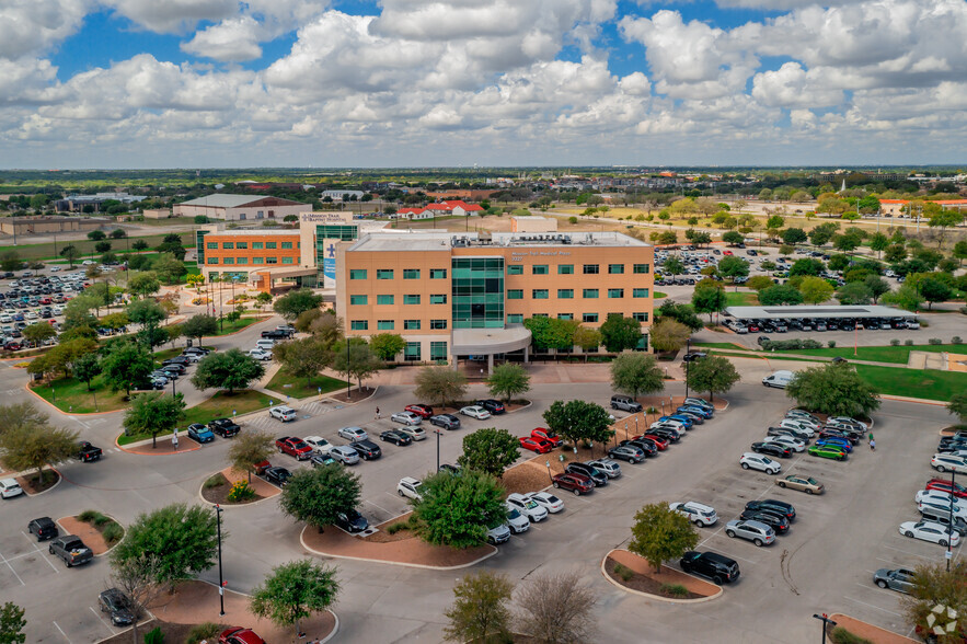 3327 Research Plz, San Antonio, TX à louer - Photo de l’immeuble – Image 3 sur 3