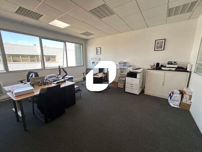Plus de détails pour Bureau à louer