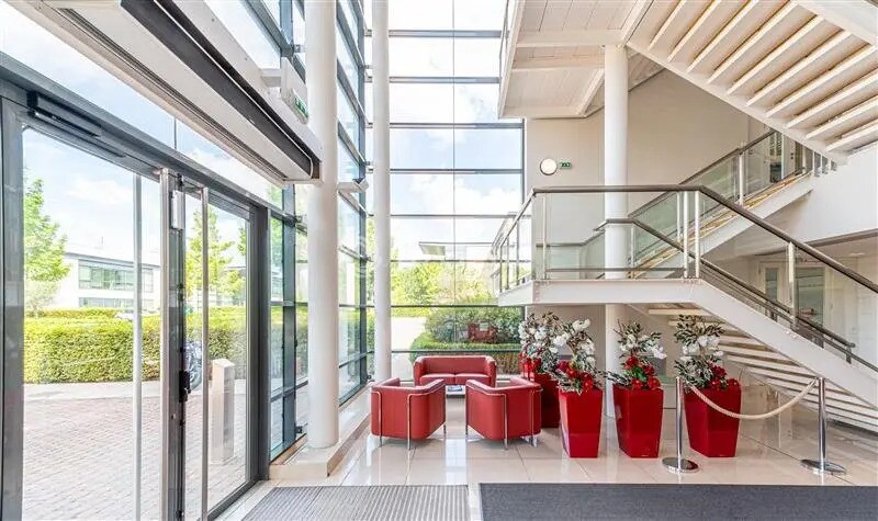 Bureau dans Serris à louer Photo de l’immeuble– Image 1 sur 7