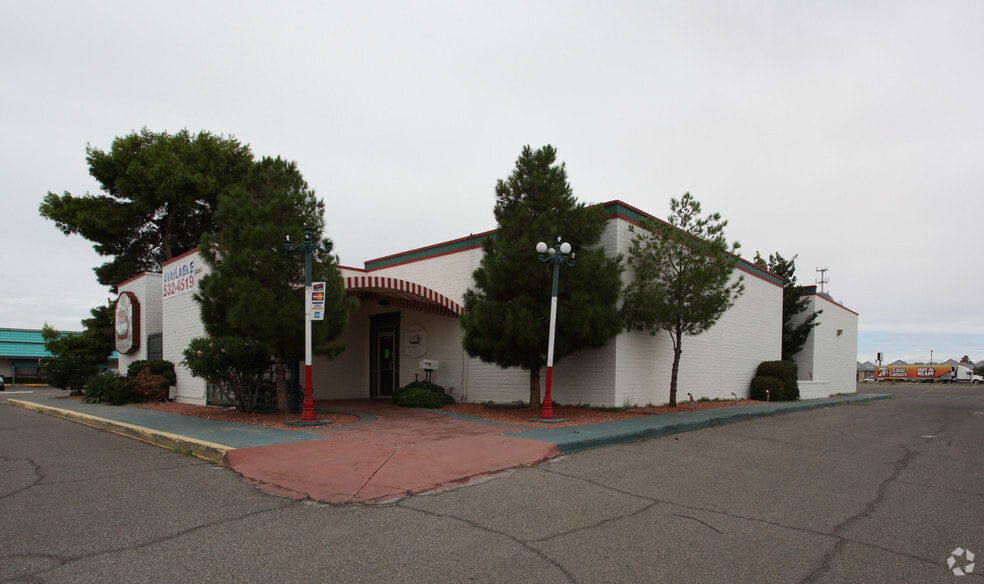 2285 Trawood Dr, El Paso, TX à louer - Photo principale – Image 1 sur 5
