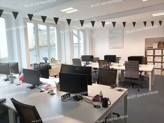 Plus de détails pour Bureau à louer