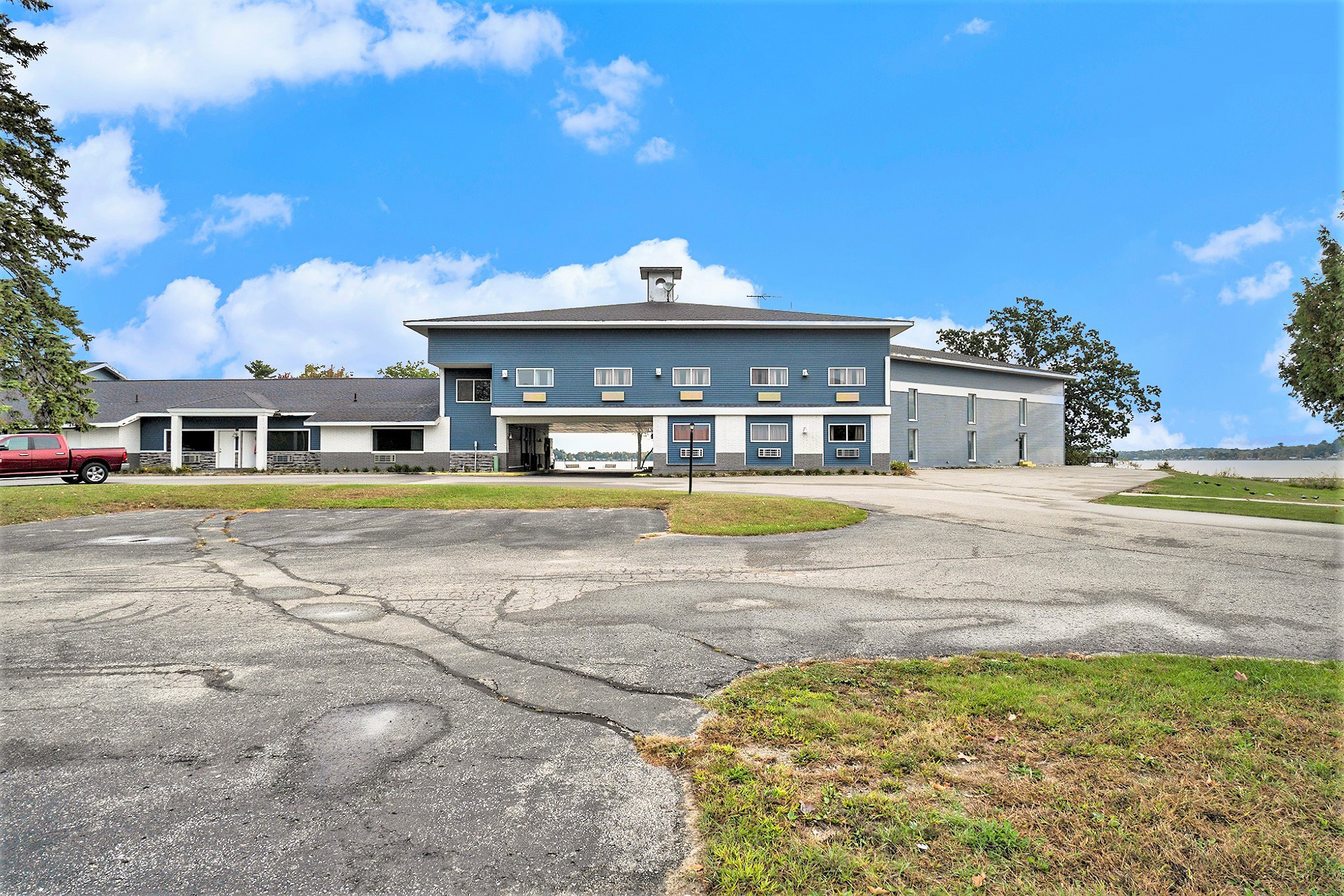 6319 E M-115, Cadillac, MI à vendre Photo principale– Image 1 sur 37