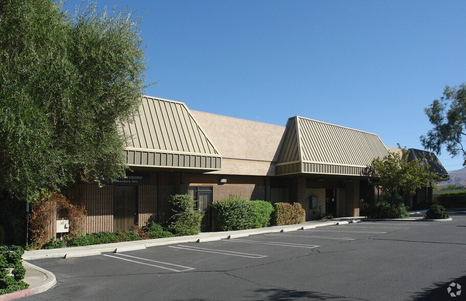 5055 Calle San Rafael, Palm Springs, CA à vendre - Photo de l’immeuble – Image 2 sur 2