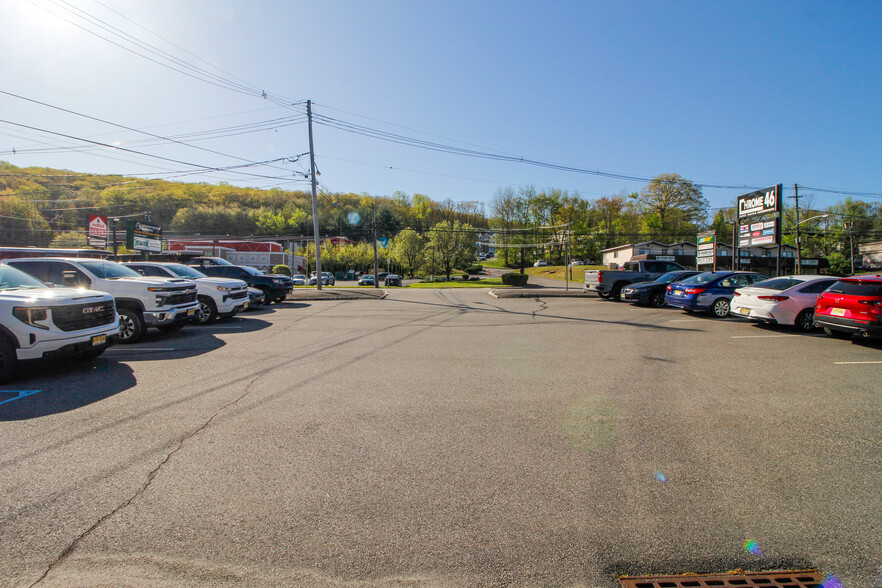 159 Us Highway 46, Rockaway, NJ à vendre - Photo de l’immeuble – Image 3 sur 21