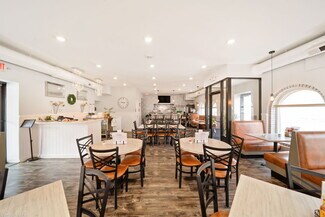 Plus de détails pour 7427 Roosevelt Rd, Forest Park, IL - Local commercial à vendre