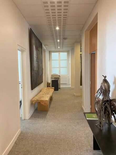 Bureau dans Paris à louer - Photo de l’immeuble – Image 3 sur 7