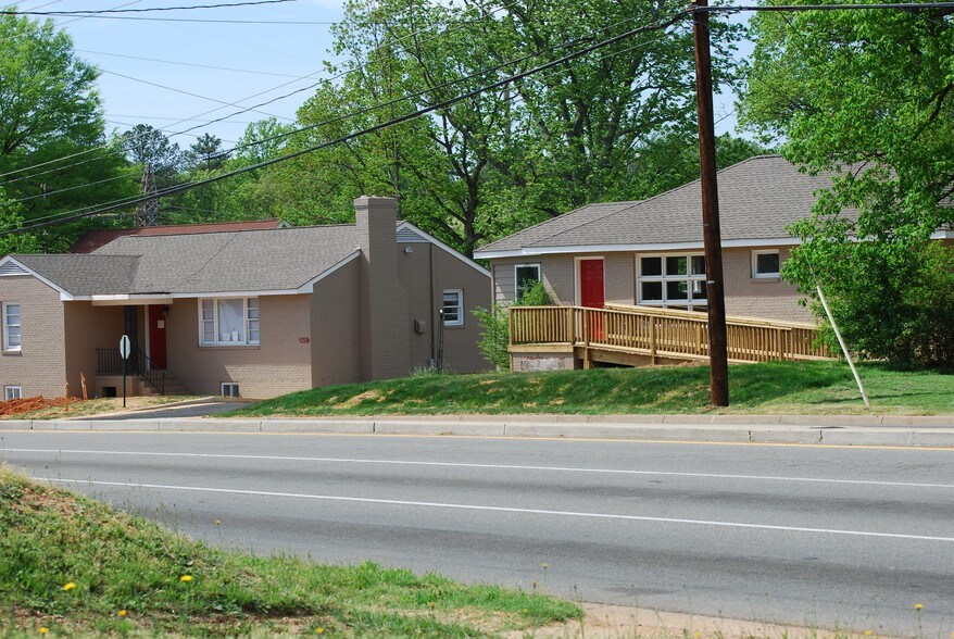 3112 N Parham Rd, Richmond, VA à louer - Photo de l’immeuble – Image 2 sur 17