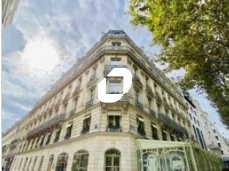 Bureau dans Paris à louer - Photo de l’immeuble – Image 2 sur 15
