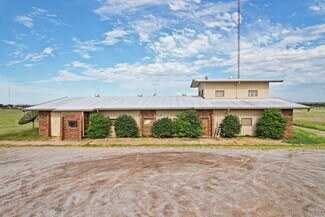 Plus de détails pour 1515 N Broadway, Hobart, OK - Bureau à vendre