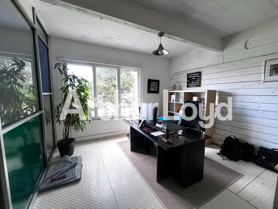 Bureau dans Cormelles-le-Royal à louer Photo de l’immeuble– Image 1 sur 4