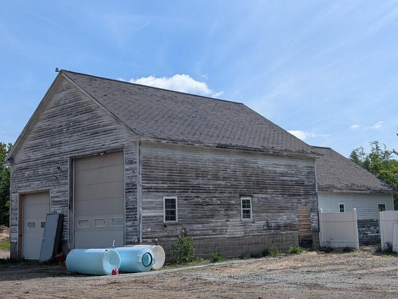 1885 Federal Rd, Livermore, ME à vendre - Photo de l’immeuble – Image 2 sur 24
