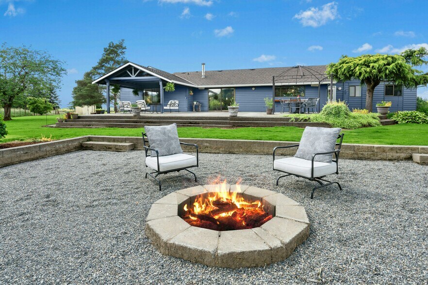 41218 292nd Way SE, Enumclaw, WA à vendre - Photo de l’immeuble – Image 3 sur 33