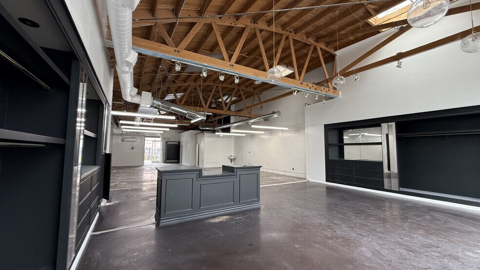 7922-7924 Melrose Ave, Los Angeles, CA à louer - Photo de l’immeuble – Image 3 sur 5