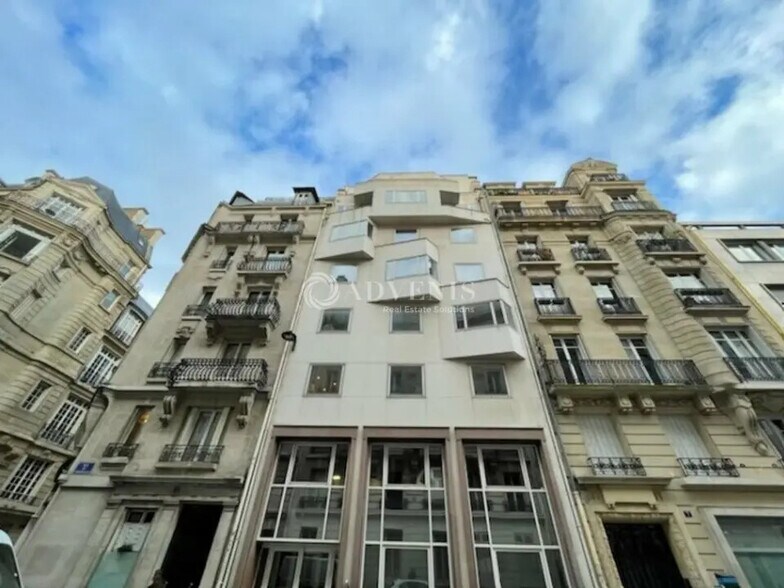Bureau dans Paris à louer - Photo de l’immeuble – Image 1 sur 7
