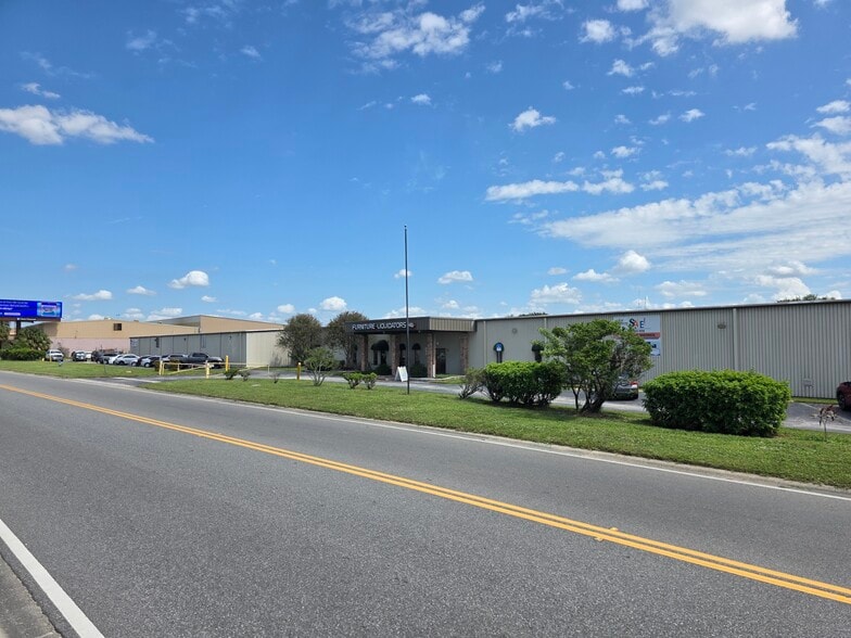 10407 Rocket Blvd, Orlando, FL à vendre - Photo de l’immeuble – Image 2 sur 23