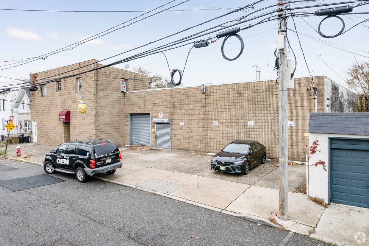 6605-6609 Smith Ave, North Bergen, NJ à vendre Photo de l’immeuble– Image 1 sur 13