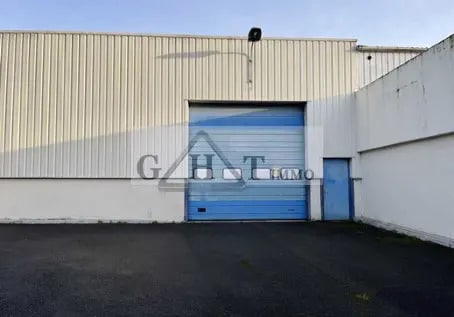 Industriel/Logistique dans Creil à vendre Photo de l’immeuble– Image 1 sur 7