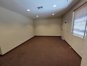 10509 San Diego Mission Rd, San Diego, CA à louer Photo intérieure– Image 2 sur 8