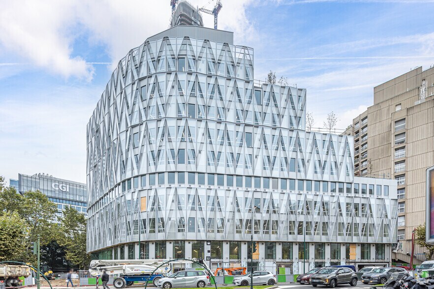 Rue Paul Lafargue, Puteaux à louer - Photo de l’immeuble – Image 3 sur 3