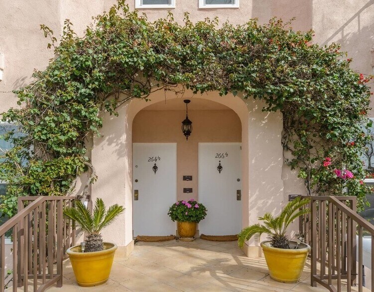 264 S Rexford Dr, Beverly Hills, CA à vendre - Photo de l’immeuble – Image 2 sur 6