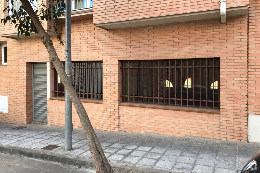 View Photo