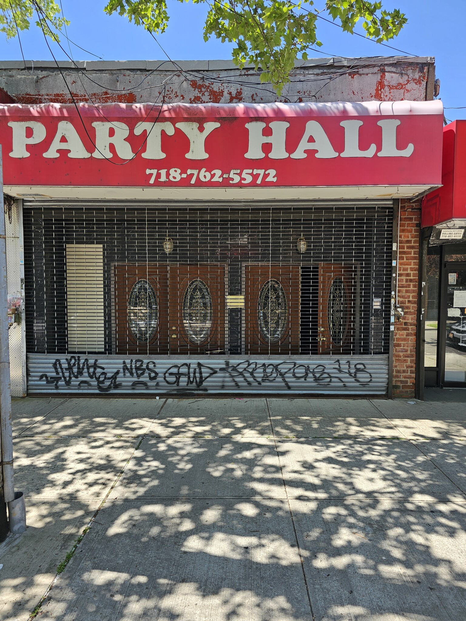 6802-6828 Fresh Meadow Ln, Fresh Meadows, NY à louer Photo de l’immeuble– Image 1 sur 4