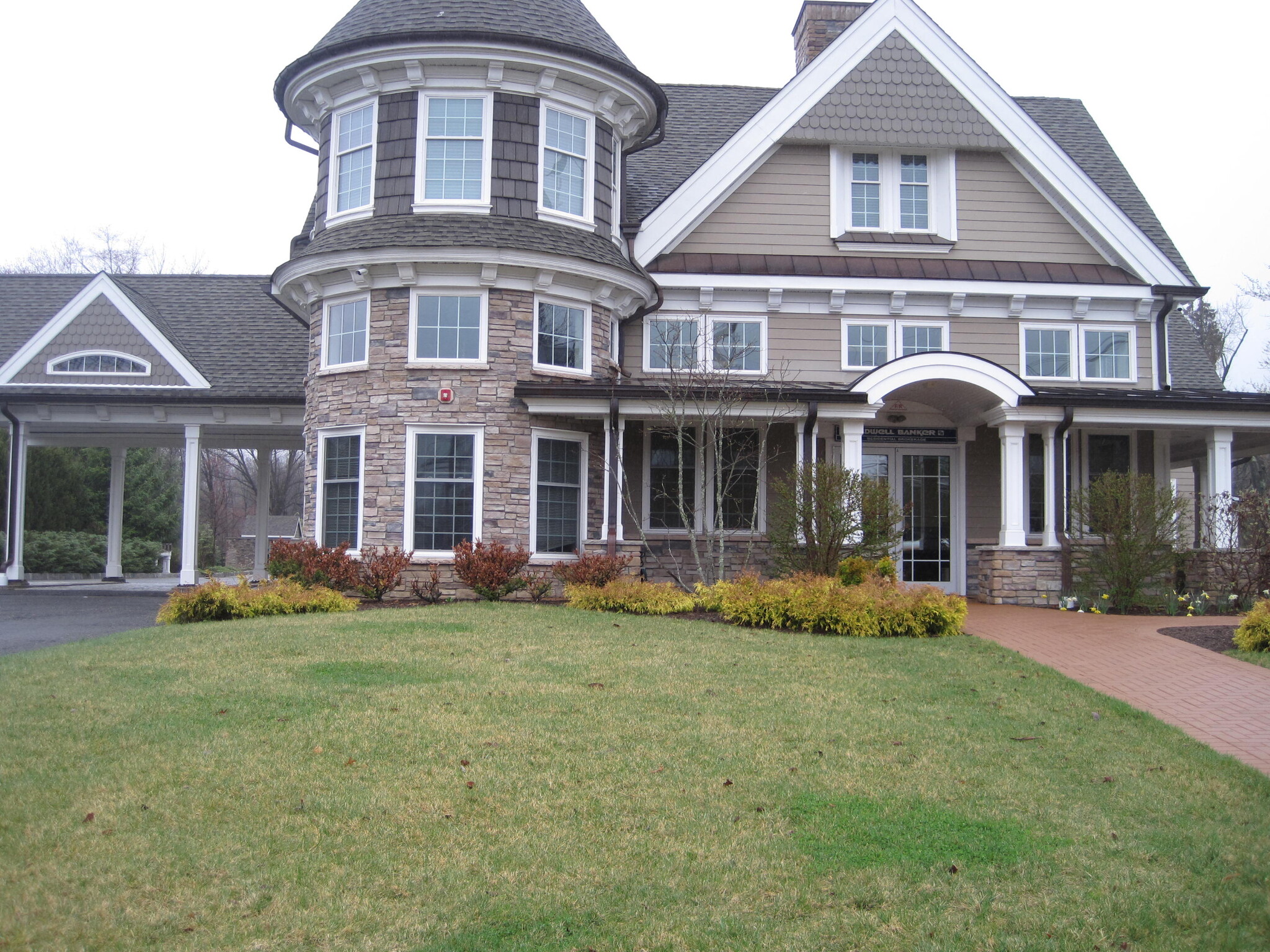 106 E Main St, Mendham, NJ à louer Photo de l’immeuble– Image 1 sur 13