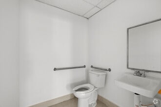 11575 US Route 1, Palm Beach Gardens, FL à louer Photo intérieure– Image 2 sur 2