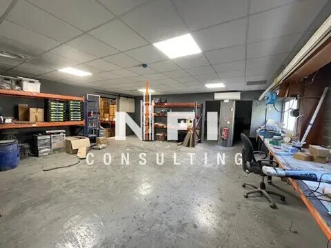 Local d'activités dans Peymeinade à vendre - Photo intérieure – Image 3 sur 4