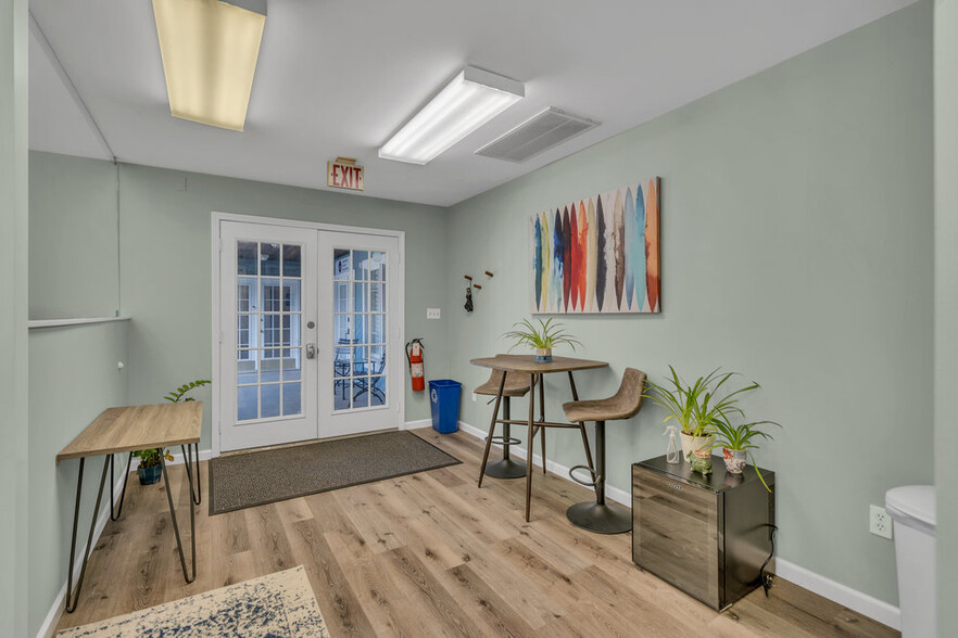 1705 Bay Ave, Point Pleasant, NJ à louer - Photo de l’immeuble – Image 3 sur 11