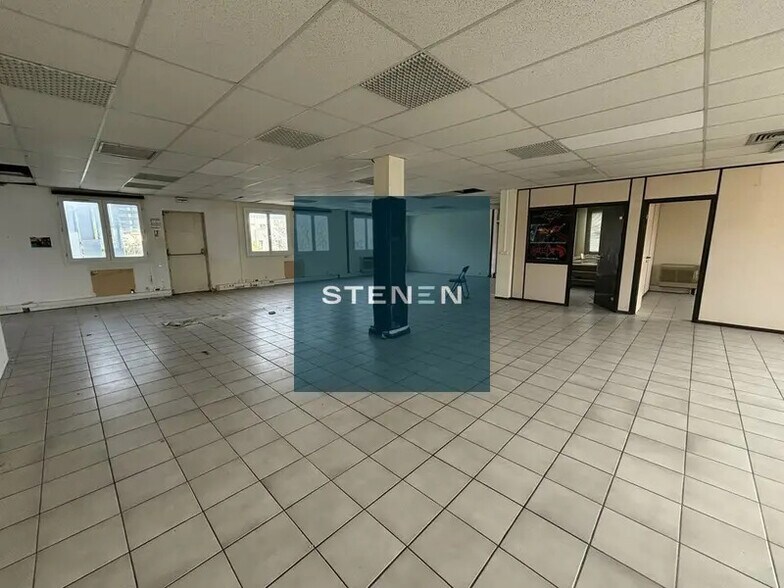 Bureau dans Aubagne à louer - Photo intérieure – Image 1 sur 2