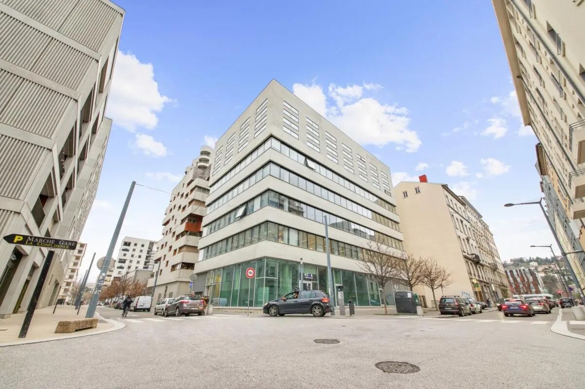 56 Rue Smith, Lyon à louer Photo de l’immeuble– Image 1 sur 15