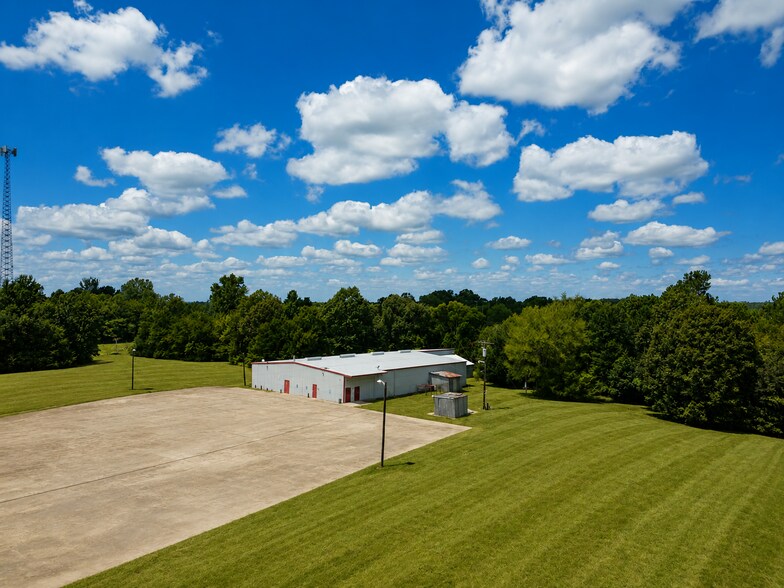 7952 S US Highway 59, Nacogdoches, TX à vendre - Photo de l’immeuble – Image 2 sur 15