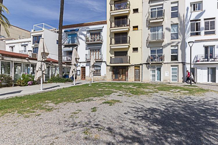 Immeuble residentiel dans Vilanova i la Geltrú, Barcelona à vendre - Photo de l’immeuble – Image 3 sur 7