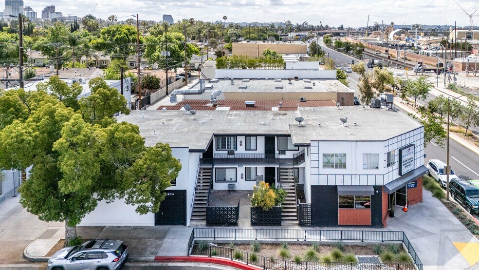 5940 San Fernando Rd, Glendale, CA à vendre - Photo de l’immeuble – Image 3 sur 7
