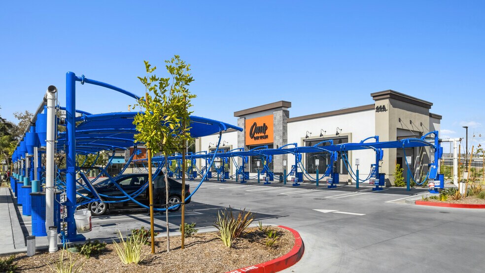 42-44 Rio Rancho Road, Pomona, CA à vendre - Photo de l’immeuble – Image 3 sur 7