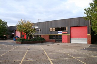 Plus de détails pour Lion Park Ave, Chessington - Industriel/Logistique à louer