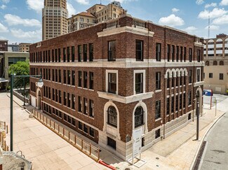 Plus de détails pour 200 Main Plz, San Antonio, TX - Bureau, Local commercial à louer