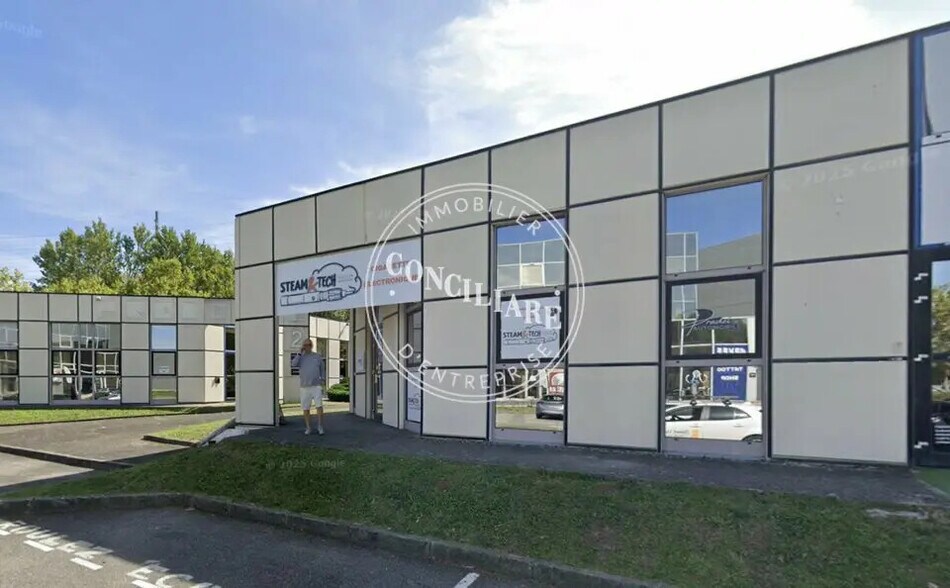 71 Rue Ampère, Labège à louer - Photo de l’immeuble – Image 2 sur 2