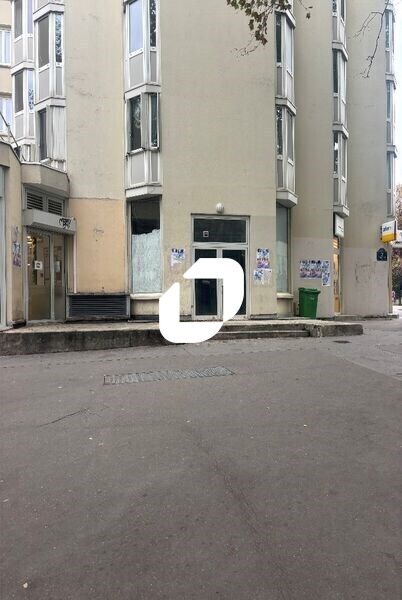 Plus de détails pour Local commercial à louer