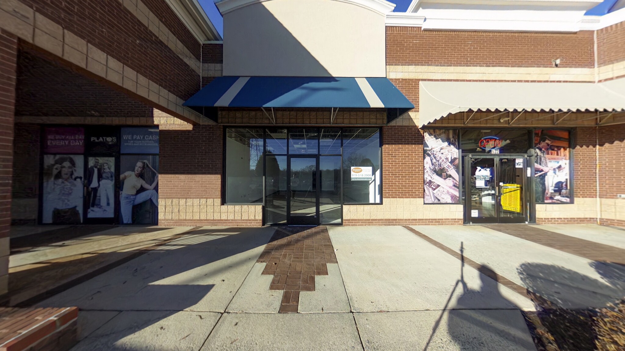 500-692 Hanes Mall Blvd, Winston-Salem, NC à louer Photo de l’immeuble– Image 1 sur 7