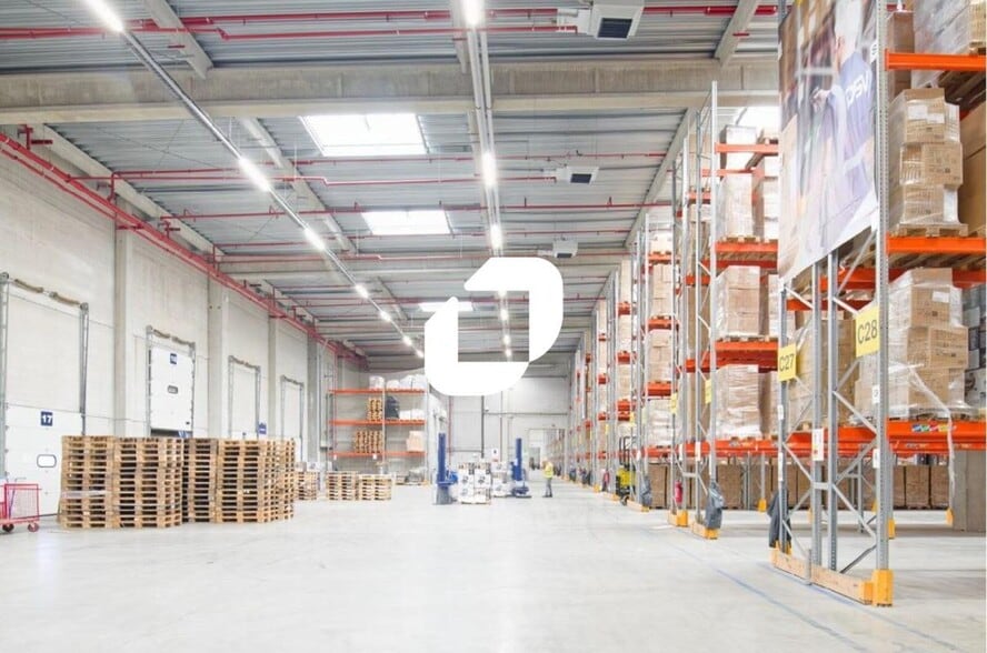 Industriel/Logistique dans Neuville-en-Ferrain à louer - Photo de l’immeuble – Image 3 sur 7