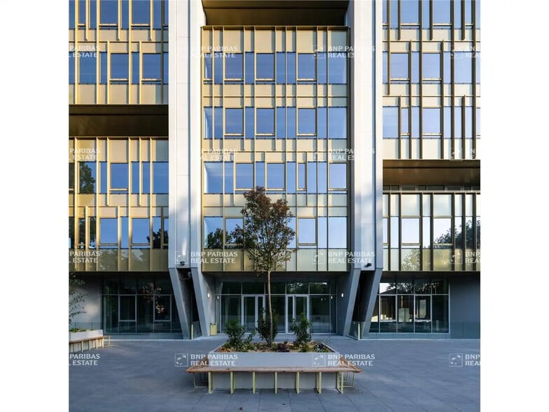 6 Rue Des Techniques, Villeneuve-d'Ascq à louer - Photo de l’immeuble – Image 1 sur 16