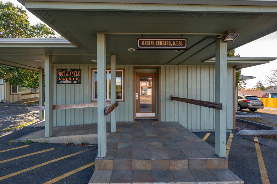 412 N Main St, Coupeville, WA à vendre - Photo de l’immeuble – Image 3 sur 32