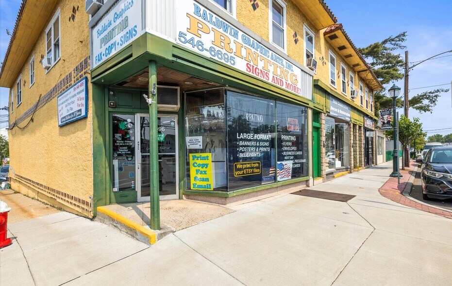 2092-2096 Grand Ave, North Baldwin, NY à vendre - Photo de l’immeuble – Image 2 sur 14