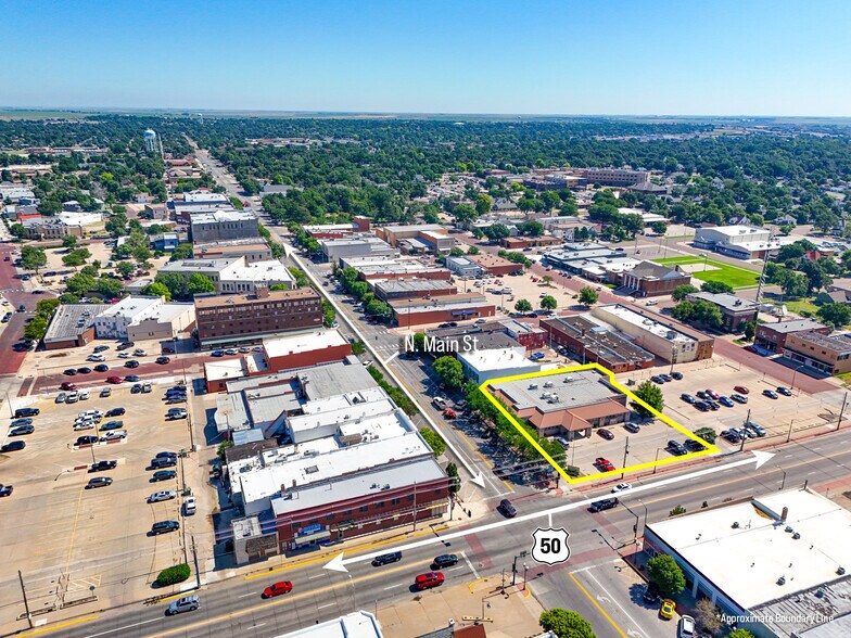 101 E Fulton St, Garden City, KS à vendre - Photo de l’immeuble – Image 3 sur 87